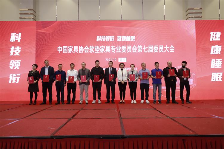 1636074882129344.jpg 1.jpg